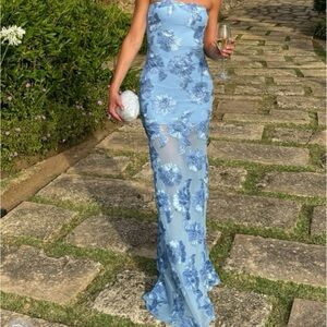 Rotate Elegant Blue Floral Strapless Dress